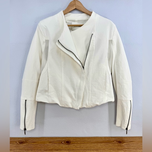 White Women's Moto Jacket Full Zip Pockets Mesh Details Texturized BNYC Sz L - Picture 1 of 10